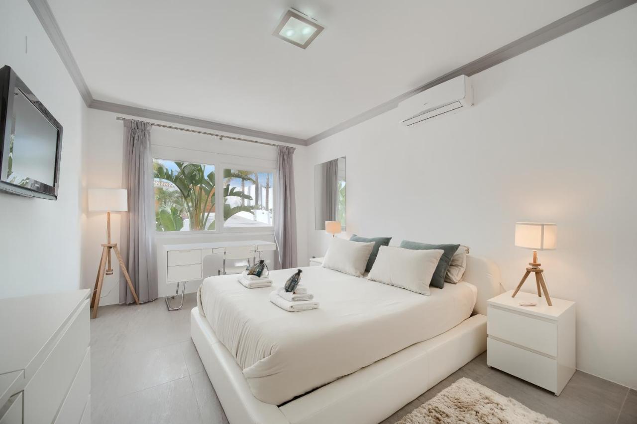 Villa Uno Sitio de Calahonda Εξωτερικό φωτογραφία